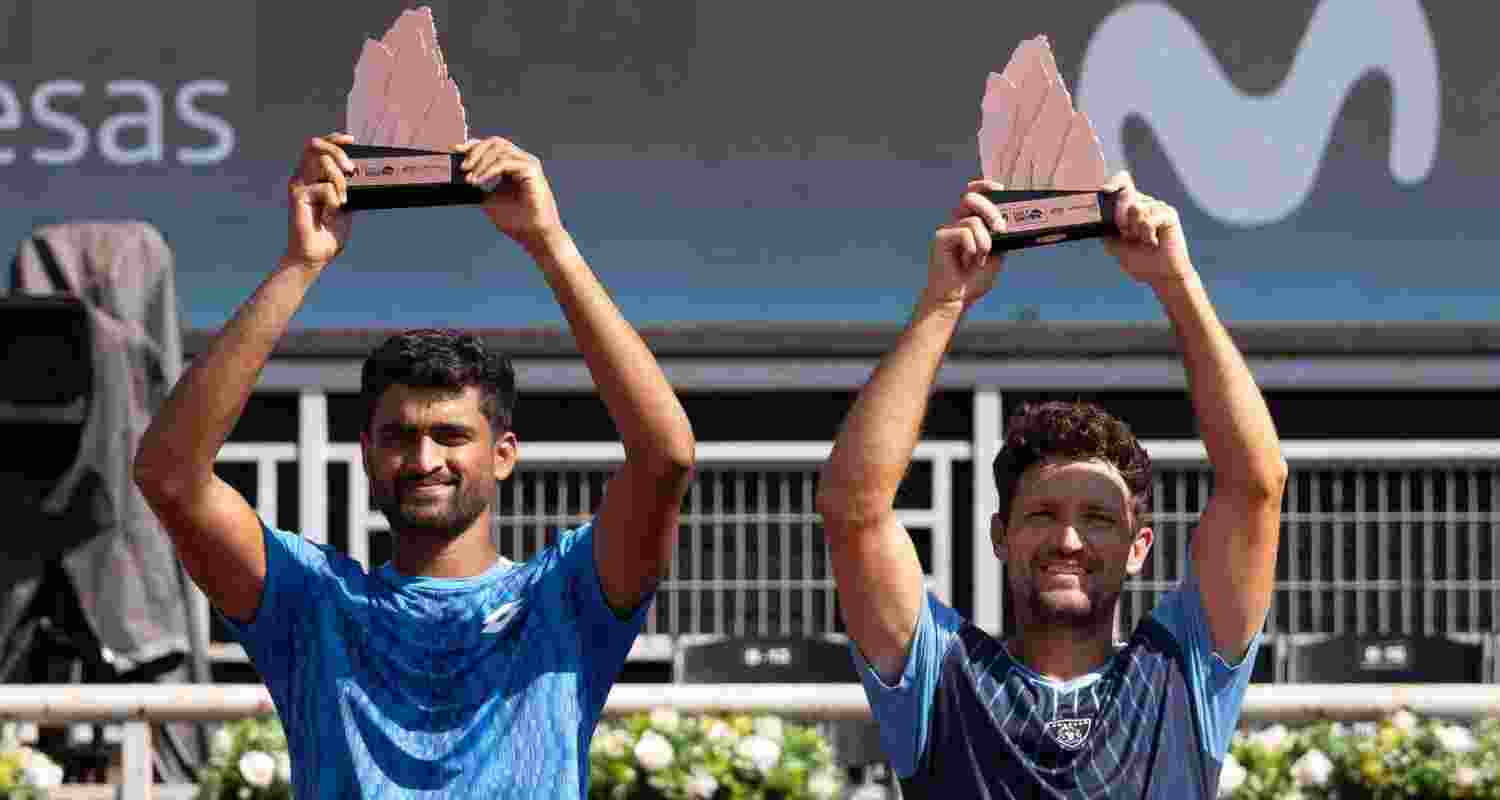 Columbian-Indian duo upsets top seeds Gonzalez/Molteni in ATP 250 final. Columbian-Indian duo upsets top seeds Gonzalez/Molteni in ATP 250 final.
