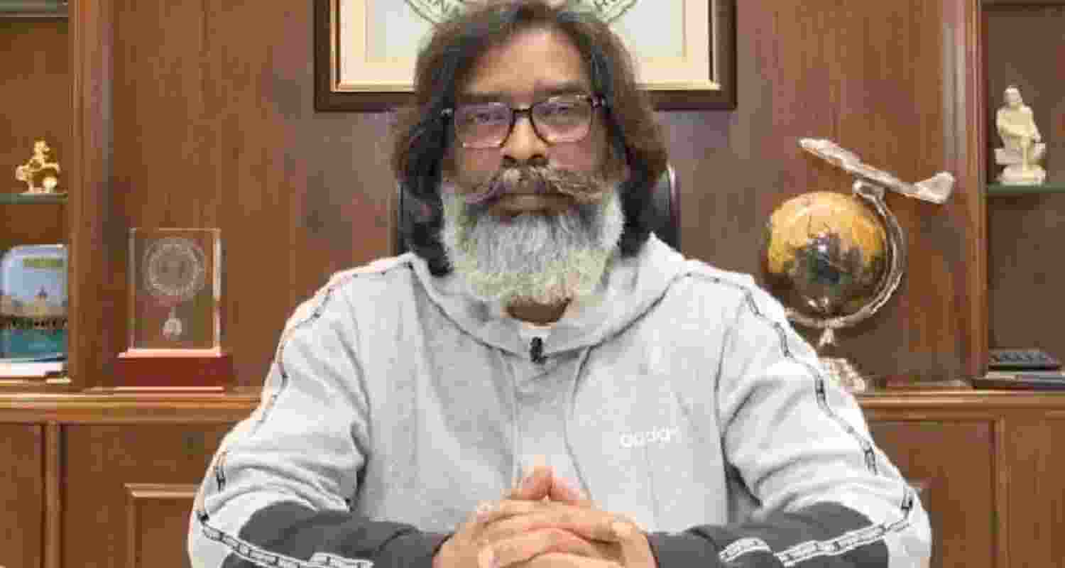 Tensions with allies force JMM out of Bihar polls. Tensions with allies force JMM out of Bihar polls.