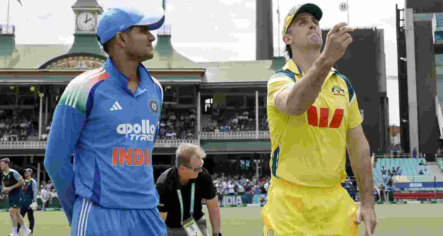 Marsh wins toss Australia to bat in final India ODI. Marsh wins toss Australia to bat in final India ODI.