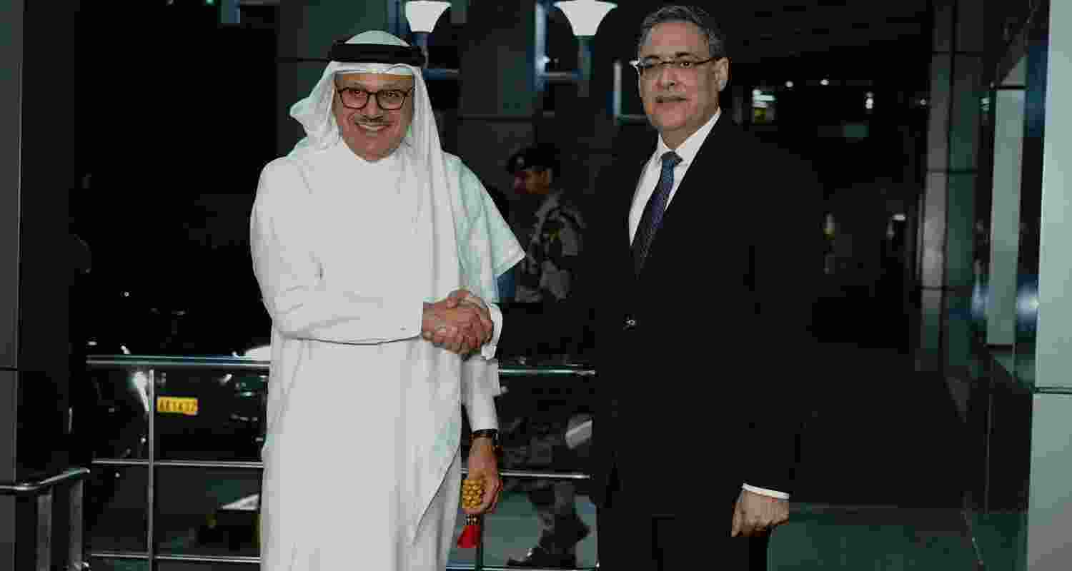 Jaishankar and Alzayani to co-chair India-Bahrain talks. Jaishankar and Alzayani to co-chair India-Bahrain talks.