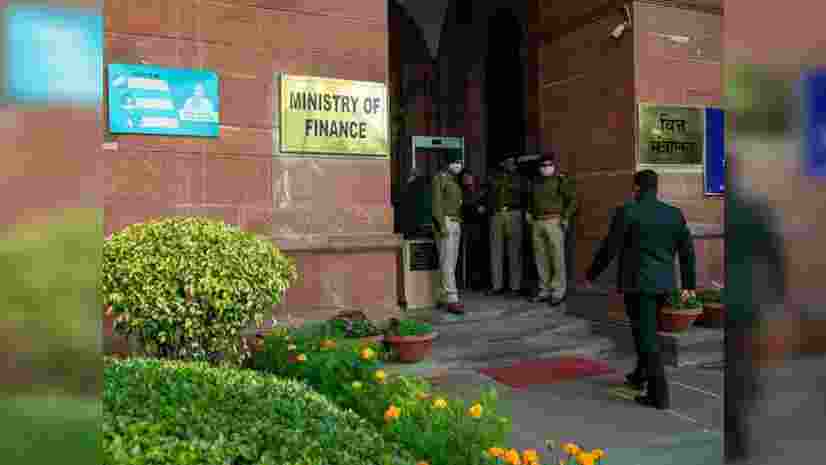 India's finance ministry is set to convene meetings with the country's fintech startups next week, signaling a concerted effort to ensure compliance with regulatory frameworks India's finance ministry is set to convene meetings with the country's fintech startups next week, signaling a concerted effort to ensure compliance with regulatory frameworks