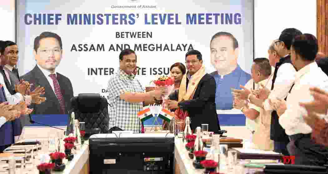 Assam Chief Minister Himanta Biswa Sarma and Meghalaya Chief Minister Conrad Sangma during a bilateral chief ministerial meeting. (File photo) Assam Chief Minister Himanta Biswa Sarma and Meghalaya Chief Minister Conrad Sangma during a bilateral chief ministerial meeting. (File photo)