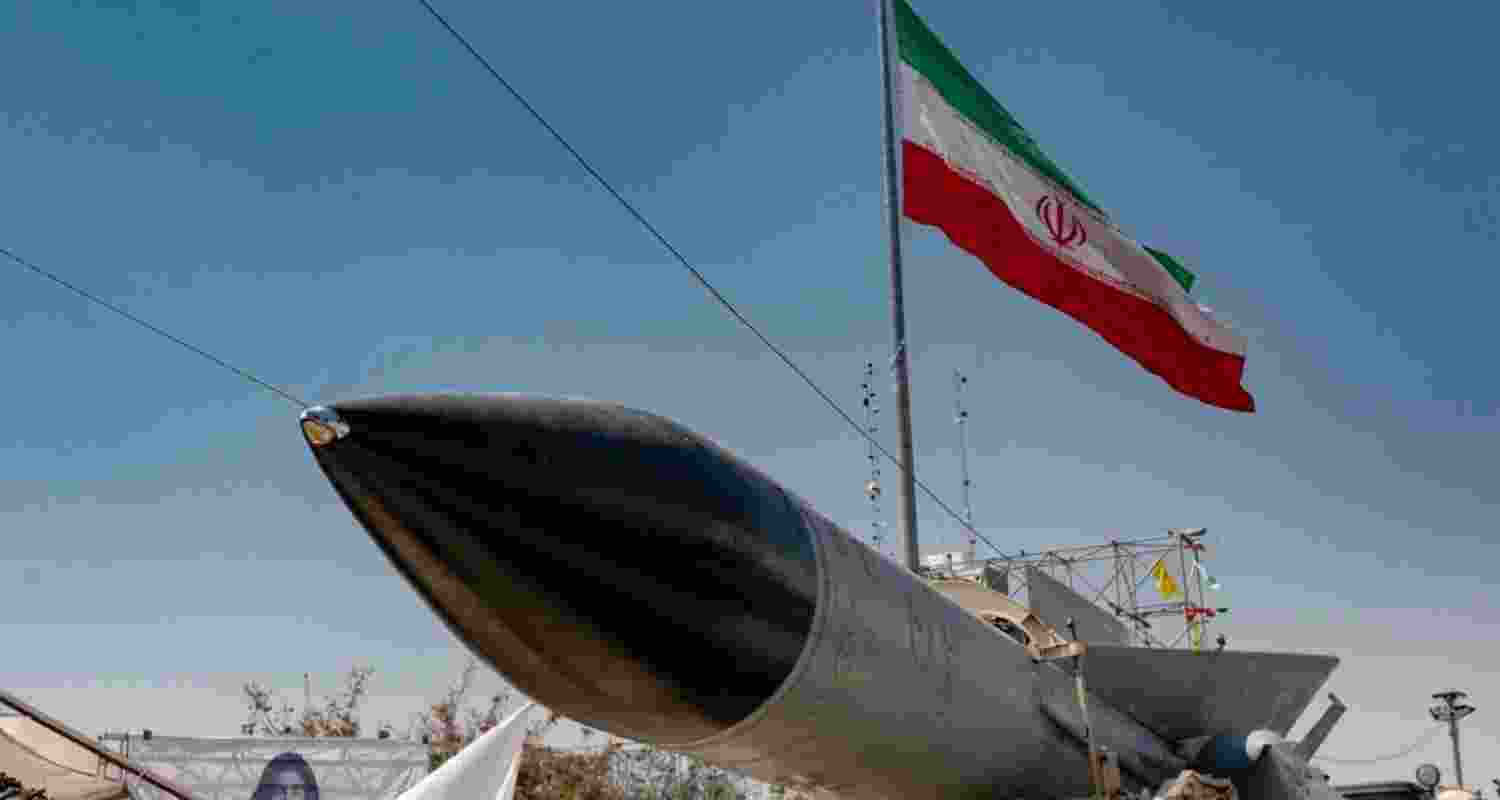 Iran targets US bases in Kuwait, Bahrain Iran targets US bases in Kuwait, Bahrain