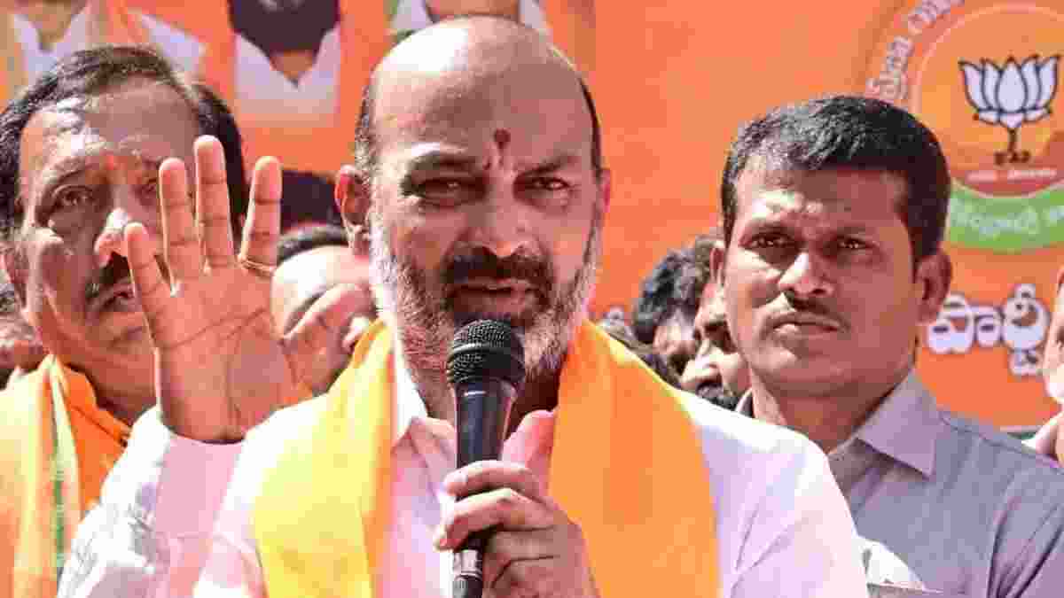 The tilak-sporting Kumar, who seems set for a ministerial role in the BJP, was an RSS volunteer and an Akhil Bharatiya Vidyarthi Parishad (ABVP) student leader in his early days. The tilak-sporting Kumar, who seems set for a ministerial role in the BJP, was an RSS volunteer and an Akhil Bharatiya Vidyarthi Parishad (ABVP) student leader in his early days.