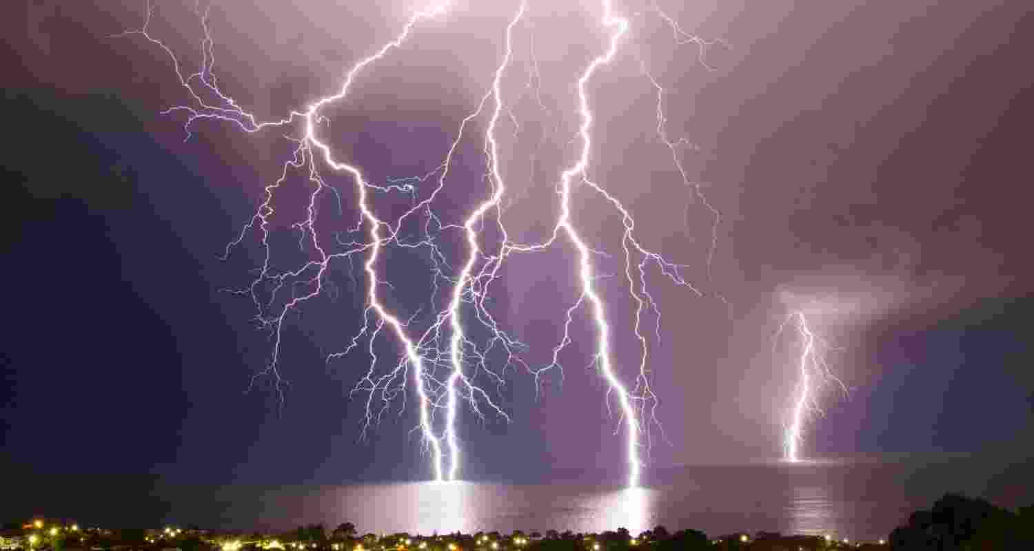 Five people were killed in lightning strikes across Bihar's Vaishali, Nawada and Jamui districts. CM Samrat Choudhary announced Rs 4 lakh aid. Five people were killed in lightning strikes across Bihar's Vaishali, Nawada and Jamui districts. CM Samrat Choudhary announced Rs 4 lakh aid.