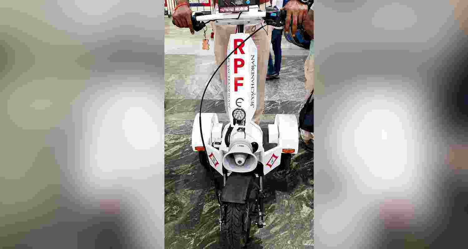 RPF deploys three-wheeled electric trikes for patrolling Chennai Central station. Faster response, enhanced safety with GPS, sirens & PA system. RPF deploys three-wheeled electric trikes for patrolling Chennai Central station. Faster response, enhanced safety with GPS, sirens & PA system.
