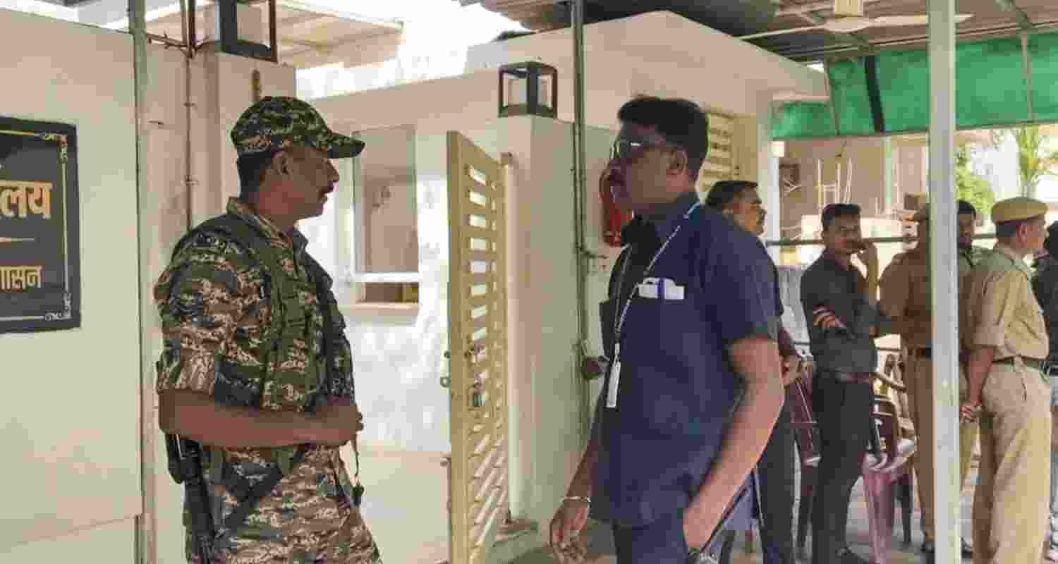 Niranjan Das, then commissioner of the State excise department, was arrested for his alleged role in assisting the syndicate that handled and operated the ‘scam’, an official said. Niranjan Das, then commissioner of the State excise department, was arrested for his alleged role in assisting the syndicate that handled and operated the ‘scam’, an official said.