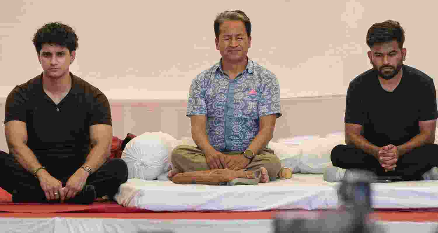 Sonam Wangchuk began a hunger strike at Jantar Mantar, joining the CJP protest over alleged exam irregularities and demanding accountability. Sonam Wangchuk began a hunger strike at Jantar Mantar, joining the CJP protest over alleged exam irregularities and demanding accountability.