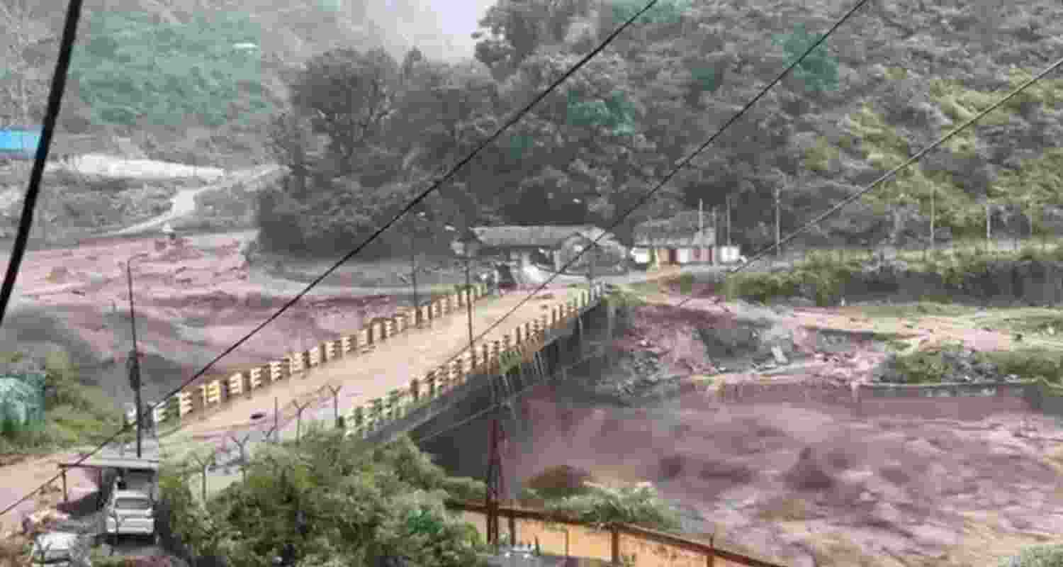 Cloudburst in Himachal's Kullu. Cloudburst in Himachal's Kullu.