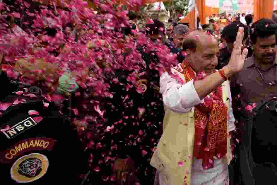 Rajnath Singh files a nomination from Lucknow; CMs Yogi and Dhami join the roadshow Rajnath Singh files a nomination from Lucknow; CMs Yogi and Dhami join the roadshow