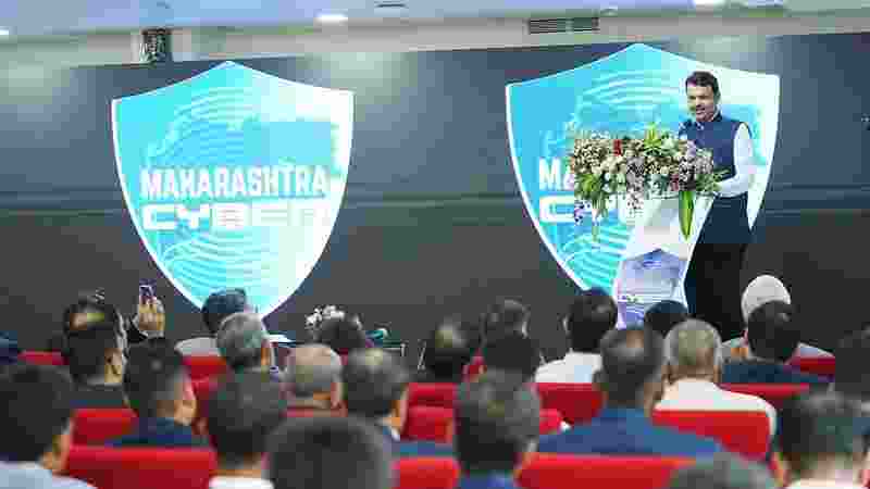 Maharashtra opens Rs 800 crore cybercrime command centre Maharashtra opens Rs 800 crore cybercrime command centre