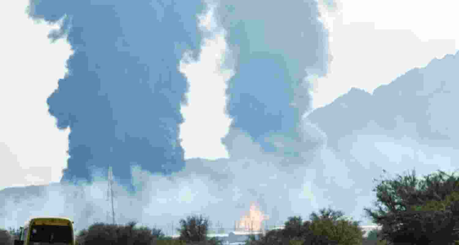 Iran strikes US assets in Iraq, UAE, Kuwait, Saudi Arabia Iran strikes US assets in Iraq, UAE, Kuwait, Saudi Arabia