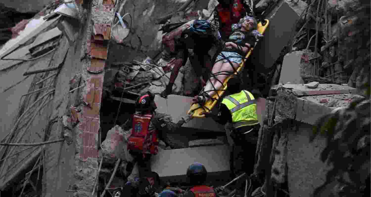 Venezuela hit by fresh 4.9 magnitude quake, as search for missing continues Venezuela hit by fresh 4.9 magnitude quake, as search for missing continues