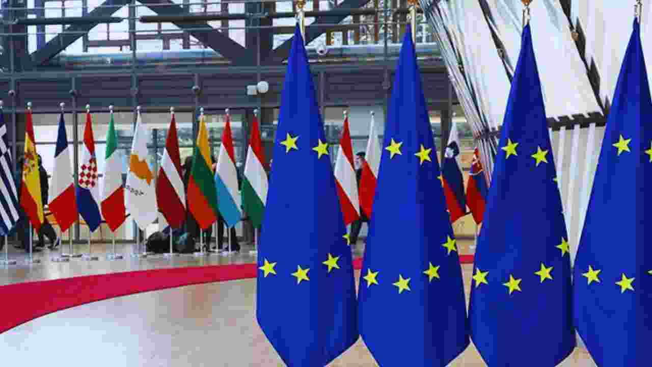 EU defence ministers meet following Russia’s Kyiv strike EU defence ministers meet following Russia’s Kyiv strike