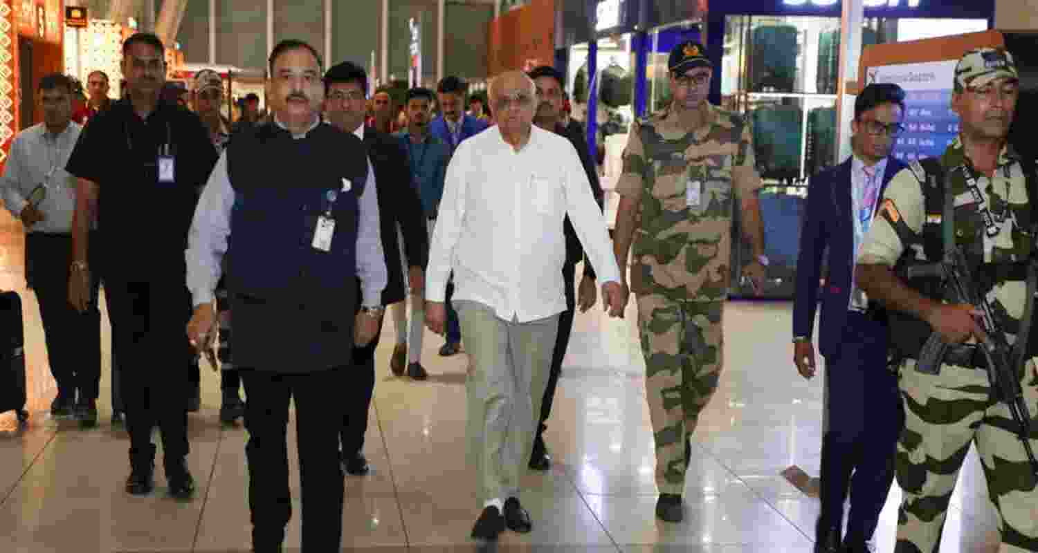 Gujarat CM leaves for US, Canada to attract investments Gujarat CM leaves for US, Canada to attract investments