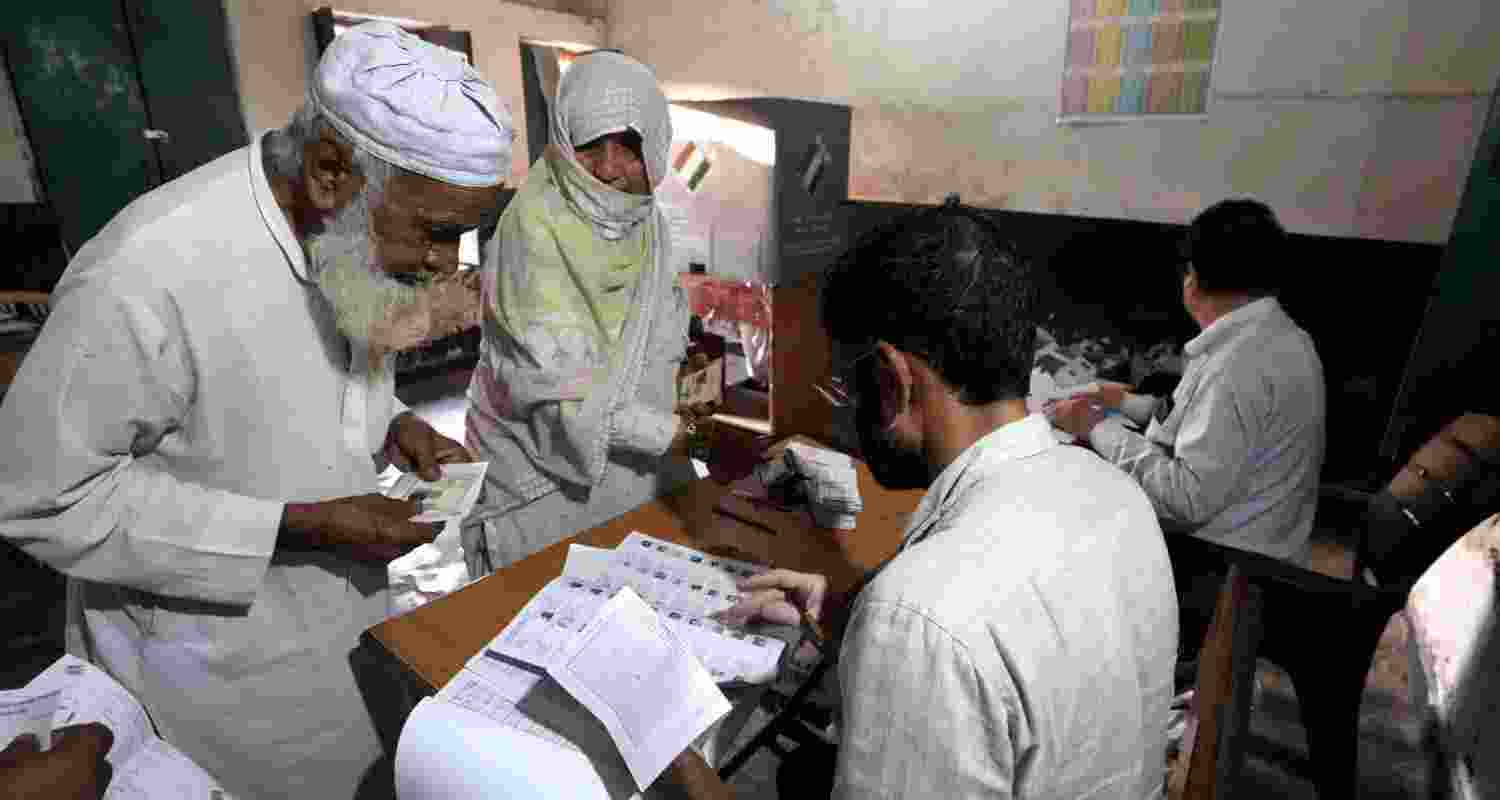 Haryana votes today, fate of 1,031 candidates at stake Haryana votes today, fate of 1,031 candidates at stake