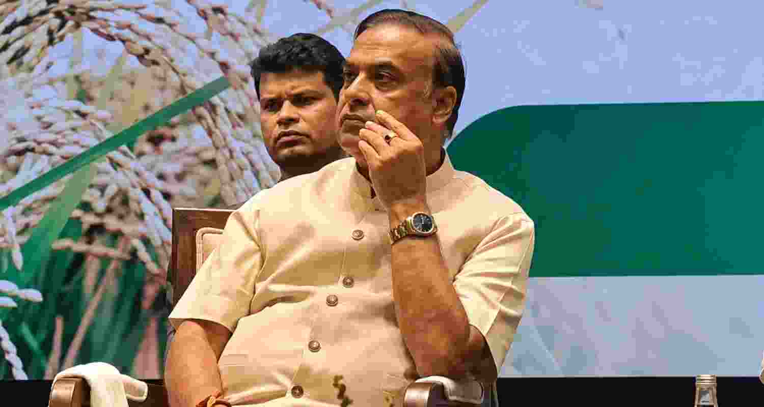 Assam CM Himanta Biswa Sarma urged youth to use the Agriculture Infrastructure Fund, saying ₹1,181 crore in loans have been sanctioned in the state. Assam CM Himanta Biswa Sarma urged youth to use the Agriculture Infrastructure Fund, saying ₹1,181 crore in loans have been sanctioned in the state.