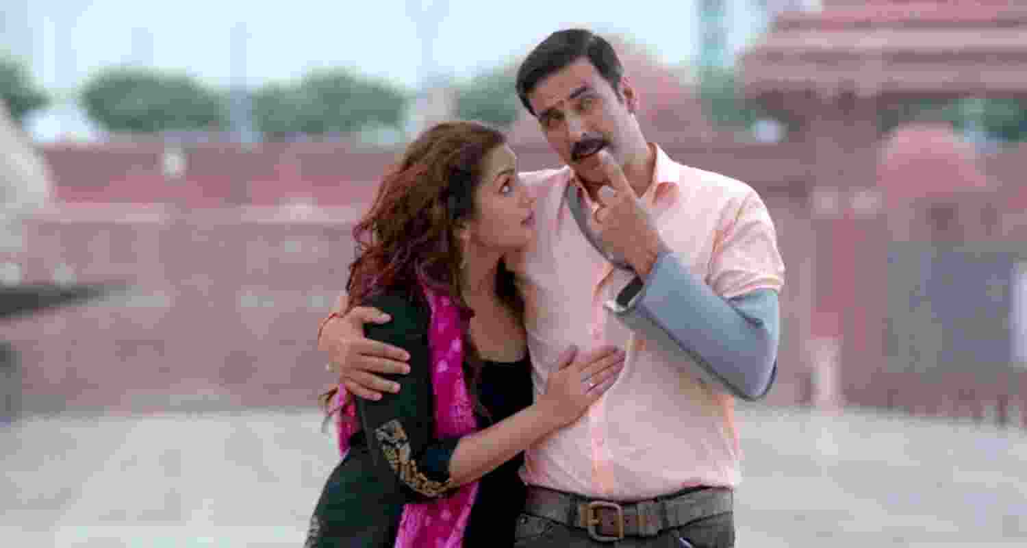 Huma Qureshi and Akshay Kumar. Huma Qureshi and Akshay Kumar.