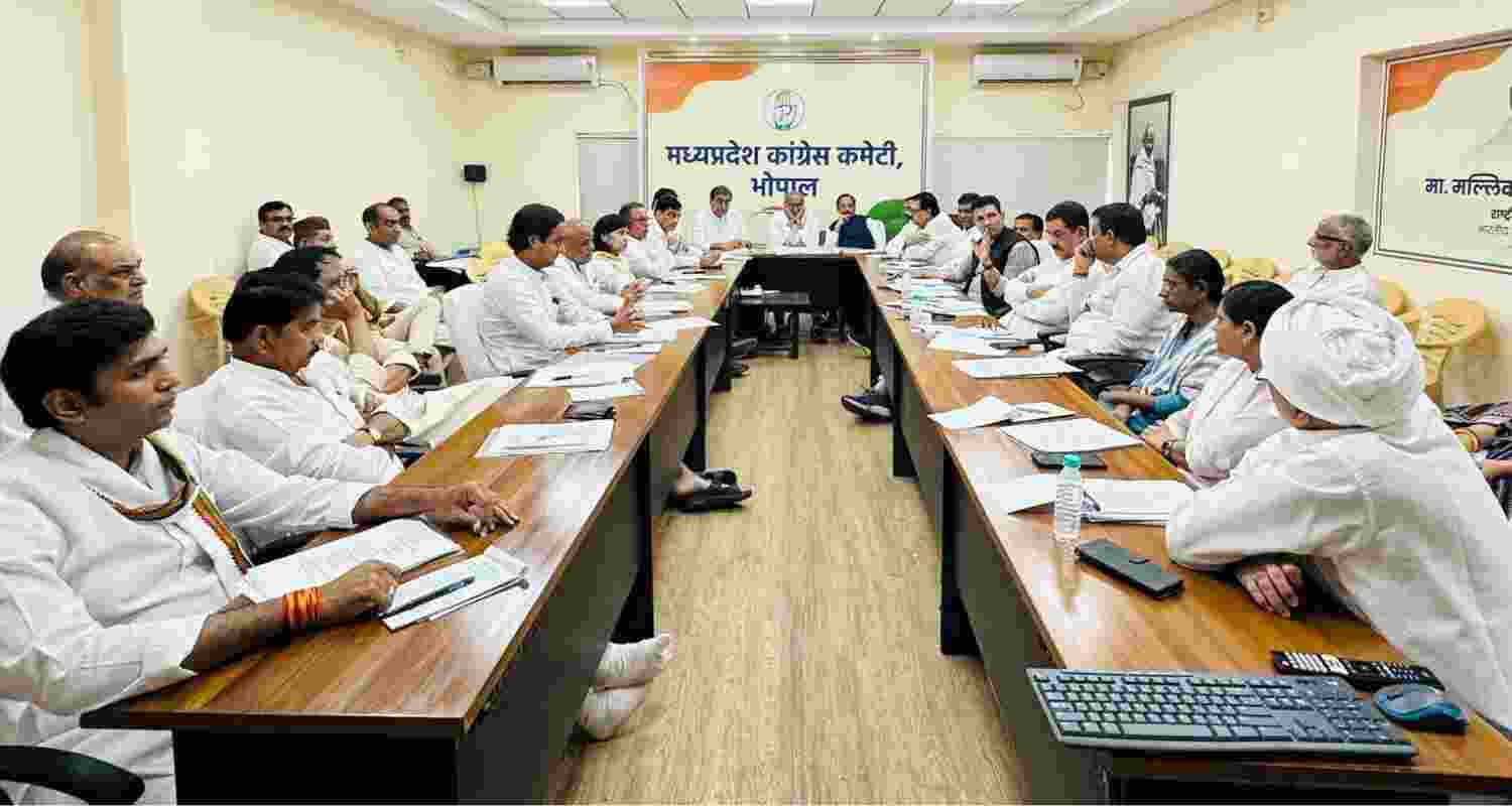 Congress To Adopts Aggressive Stance To Challenge BJP Govt In Madhya Pradesh. Congress To Adopts Aggressive Stance To Challenge BJP Govt In Madhya Pradesh.