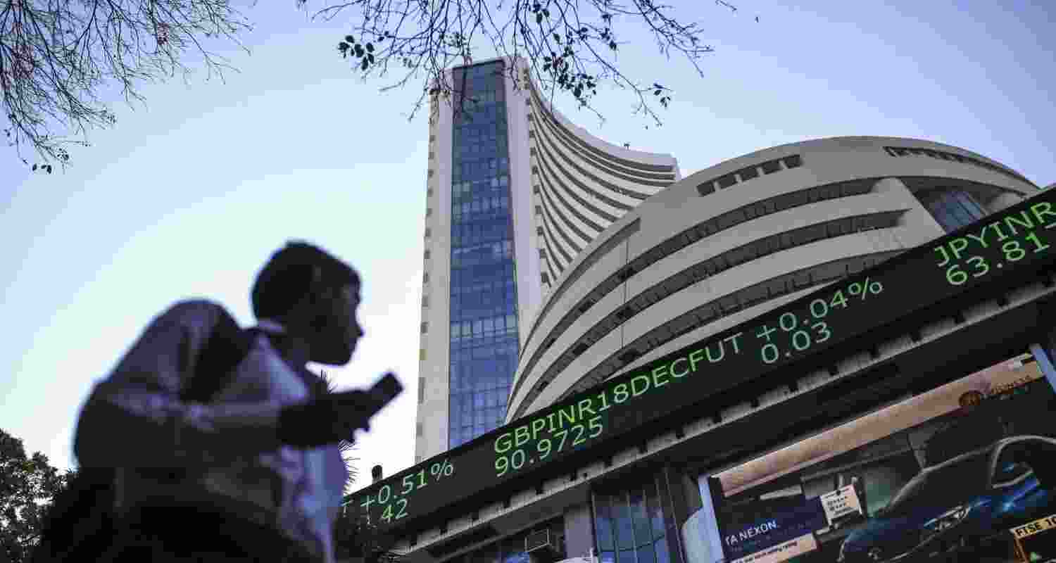 Sensex and Nifty opened the trading session on a volatile note. Sensex and Nifty opened the trading session on a volatile note.