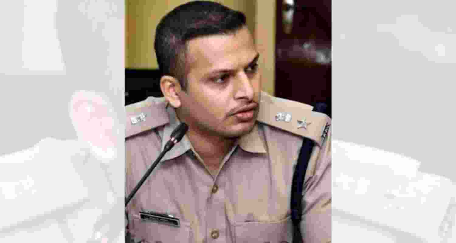 Resigning voluntarily, not due to harassment: Andhra IPS officer Resigning voluntarily, not due to harassment: Andhra IPS officer