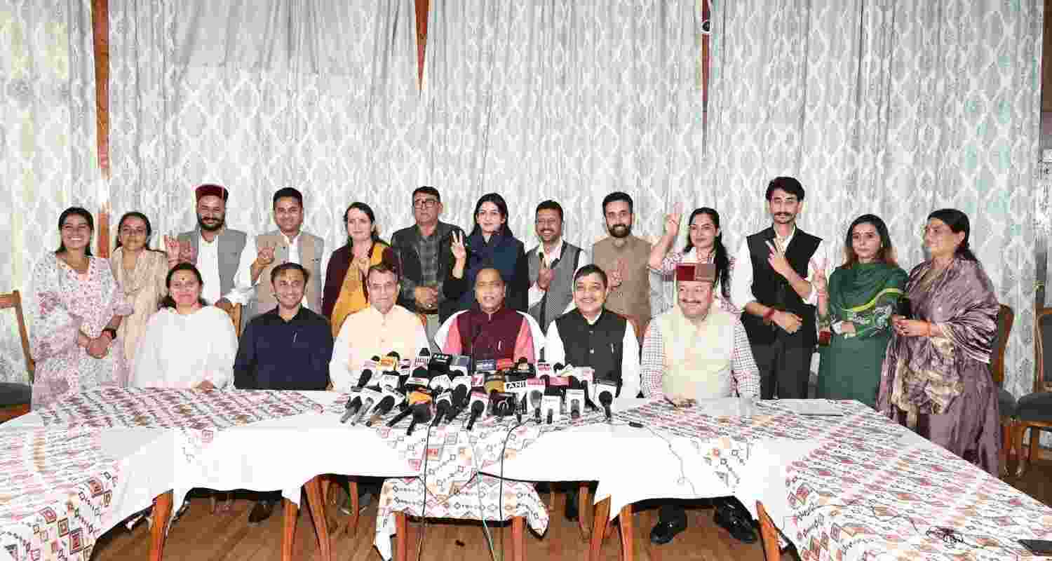 Jai Ram Thakur with newly elected members of Zila Parishad Shimla at the press conference Jai Ram Thakur with newly elected members of Zila Parishad Shimla at the press conference