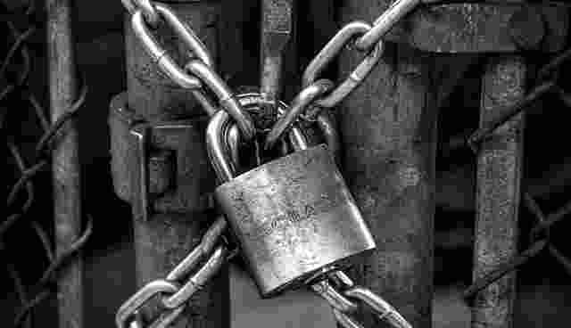 Prominent journalists Mozammel Babu, the chief editor of the private Ekattor TV, and Bhorer Kagoj editor Shyamol Dutta, who were among the four detained while attempting to flee in a car early on Monday, were considered close to ousted premier Sheikh Hasina's regime. Prominent journalists Mozammel Babu, the chief editor of the private Ekattor TV, and Bhorer Kagoj editor Shyamol Dutta, who were among the four detained while attempting to flee in a car early on Monday, were considered close to ousted premier Sheikh Hasina's regime.