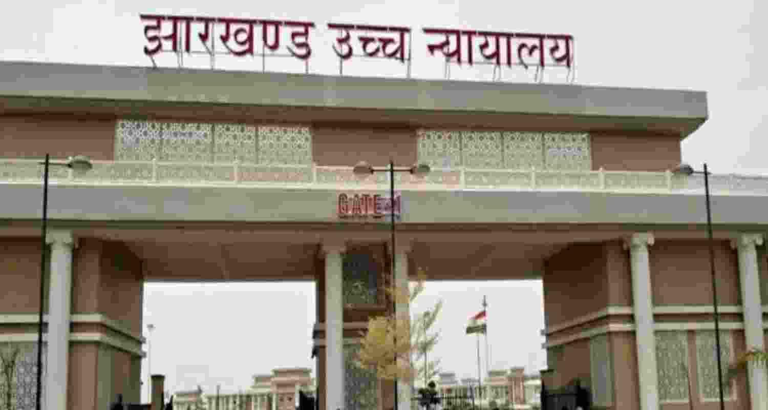 Jharkhand HC quashed a Constable's dismissal over an alleged extramarital affair, citing the Joseph Shine ruling and violations of natural justice. Jharkhand HC quashed a Constable's dismissal over an alleged extramarital affair, citing the Joseph Shine ruling and violations of natural justice.