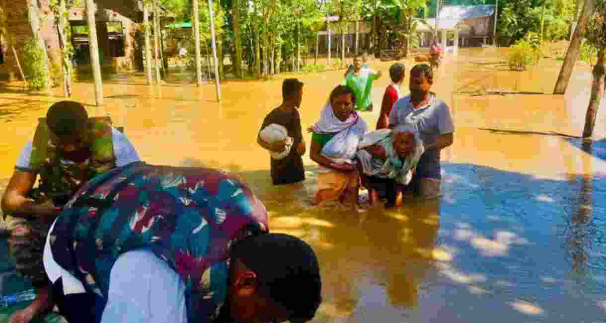 Assam flood situation worsens, toll rises to 10 Assam flood situation worsens, toll rises to 10