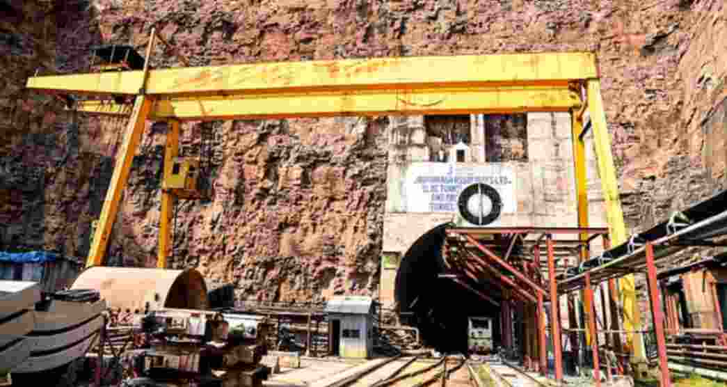 T'gana: Search on to locate 7 people trapped in SLBC tunnel T'gana: Search on to locate 7 people trapped in SLBC tunnel