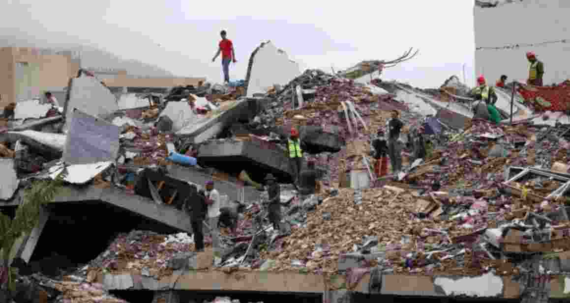Venezuela death toll surpasses 4,561 as risk of disease outbreak fears grow Venezuela death toll surpasses 4,561 as risk of disease outbreak fears grow