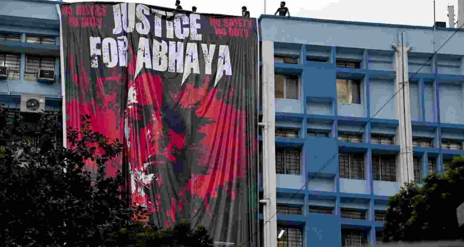 RG Kar rape victim’s family still awaits death certificate RG Kar rape victim’s family still awaits death certificate