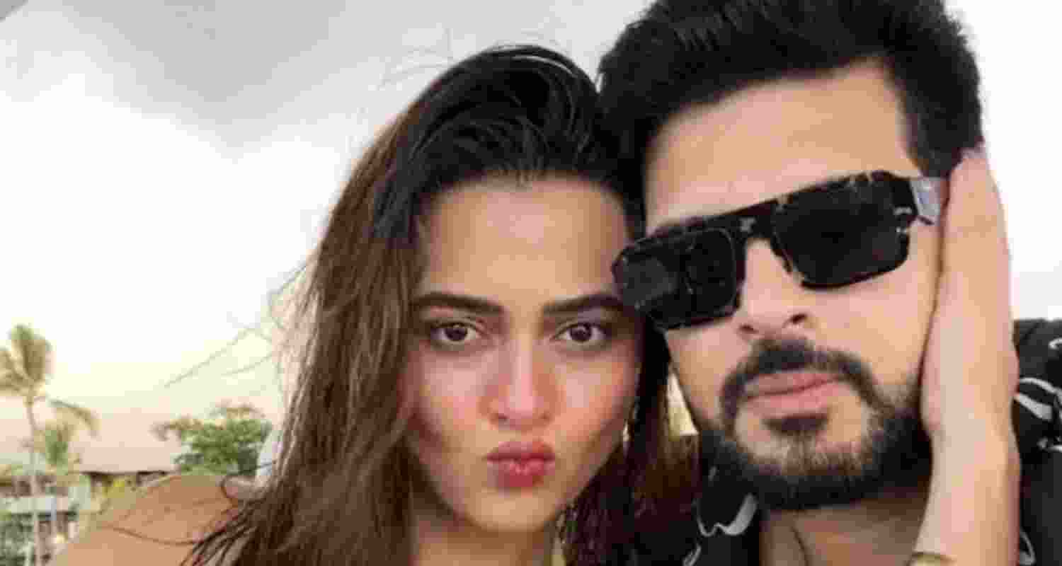 Karan Kundrra shuts down trolls over proposal to Tejasswi Prakash Karan Kundrra shuts down trolls over proposal to Tejasswi Prakash
