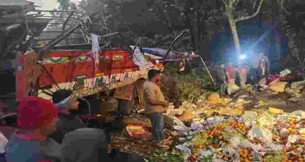 Rescue operations underway following a road accident in Karnataka where a truck fell into a valley, killing nine individuals. ( Rescue operations underway following a road accident in Karnataka where a truck fell into a valley, killing nine individuals. (