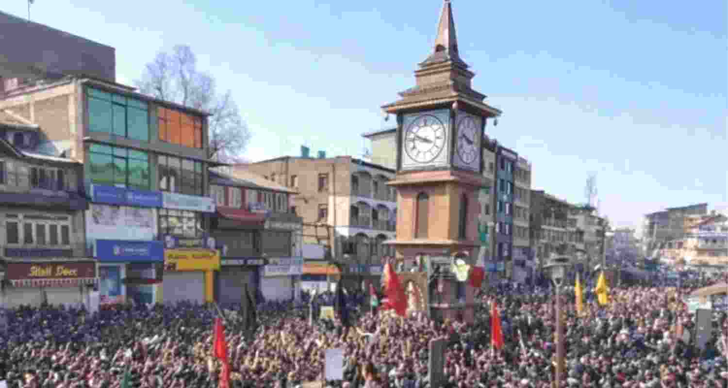 2G internet, tight restrictions in Kashmir over Khamenei’s death 2G internet, tight restrictions in Kashmir over Khamenei’s death