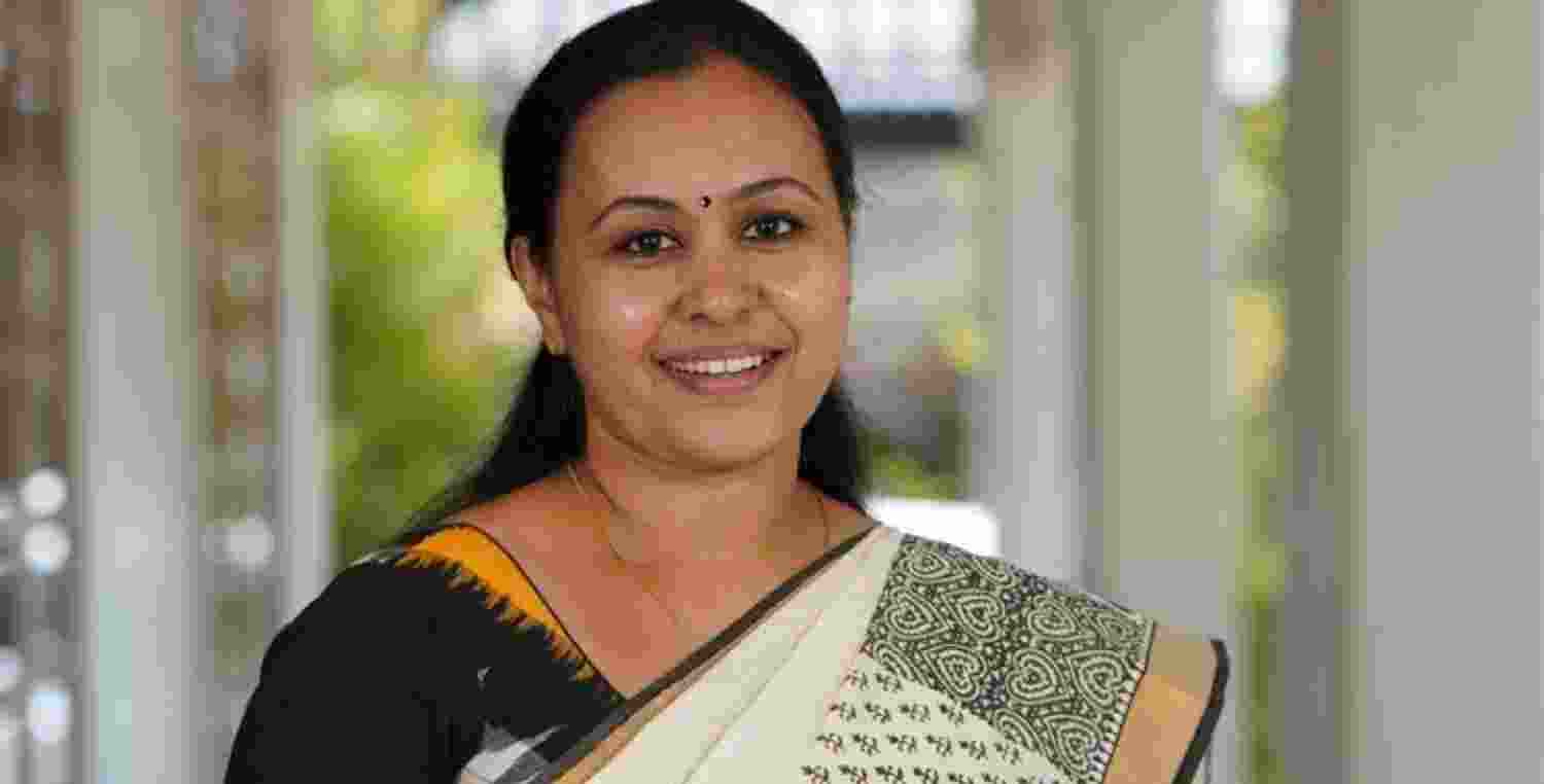 Row over Kerala minister's Kuwait trip blocked by Centre Row over Kerala minister's Kuwait trip blocked by Centre