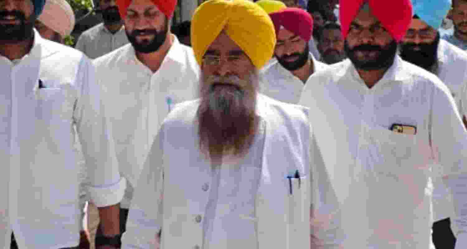 Gurmeet Singh Khuddian. Gurmeet Singh Khuddian.