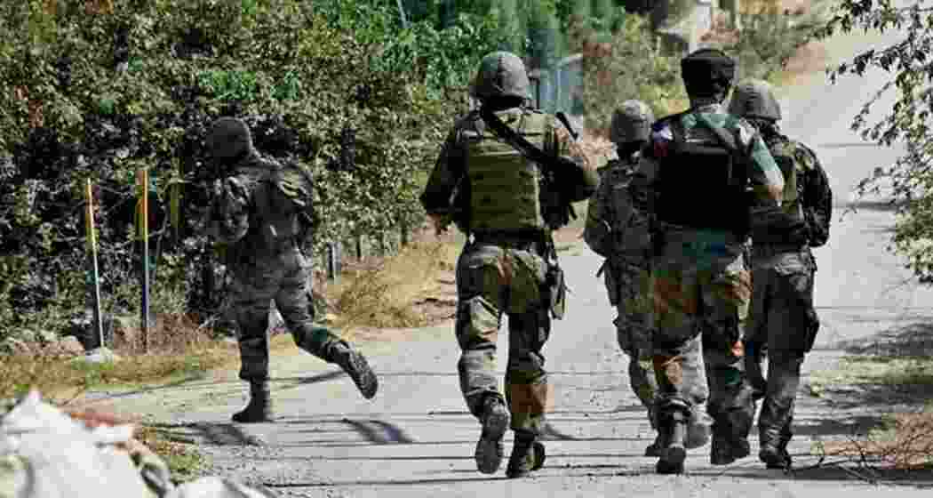 The Army’s White Knight Corps stated that security forces had established contact with terrorists in Sonnar village of Kishtwar during a routine search operation. The Army’s White Knight Corps stated that security forces had established contact with terrorists in Sonnar village of Kishtwar during a routine search operation.