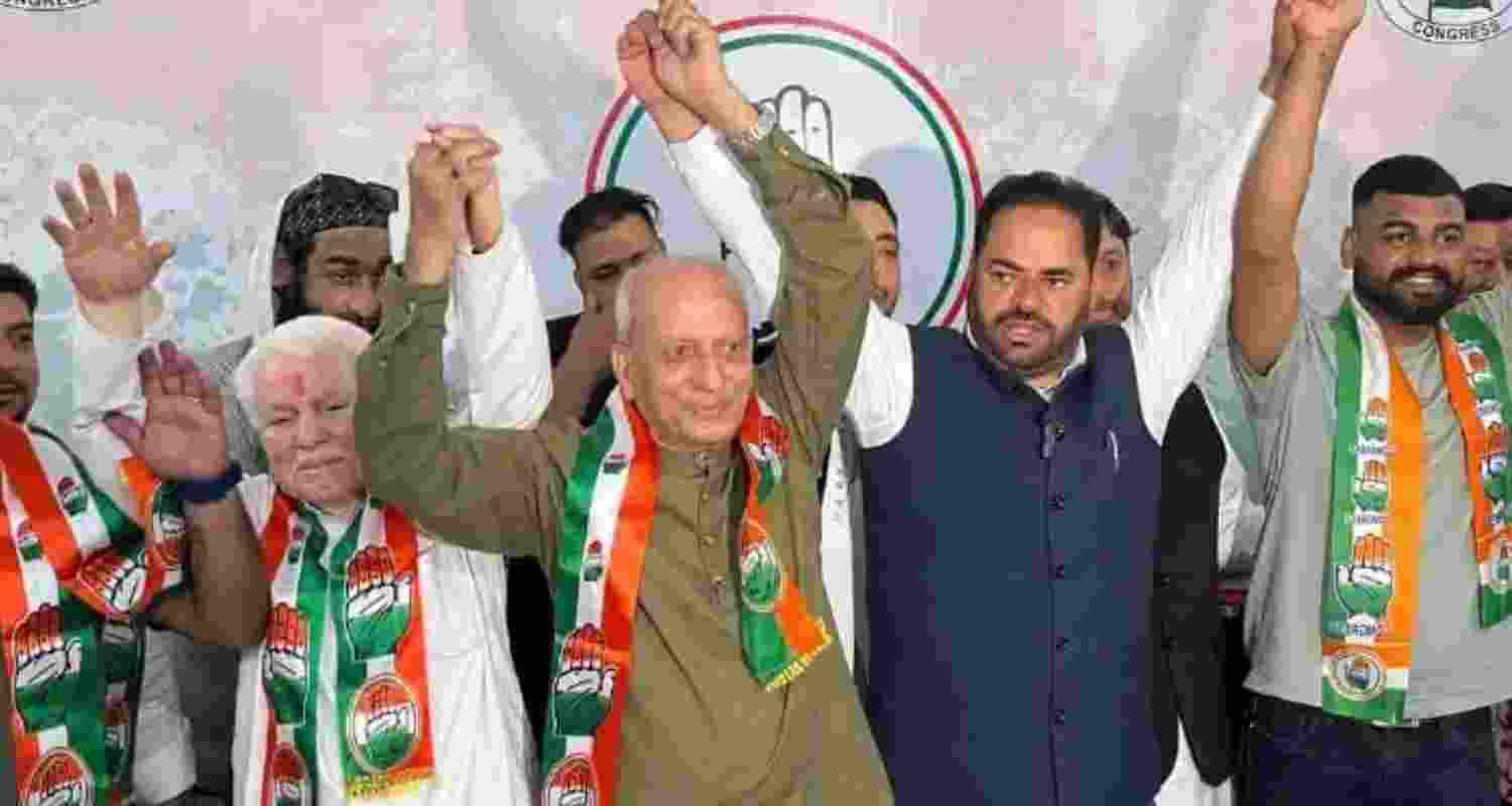 Kashmiri Pandit social group joins Congress in J&K, party aims to rope in migrant diaspora Kashmiri Pandit social group joins Congress in J&K, party aims to rope in migrant diaspora