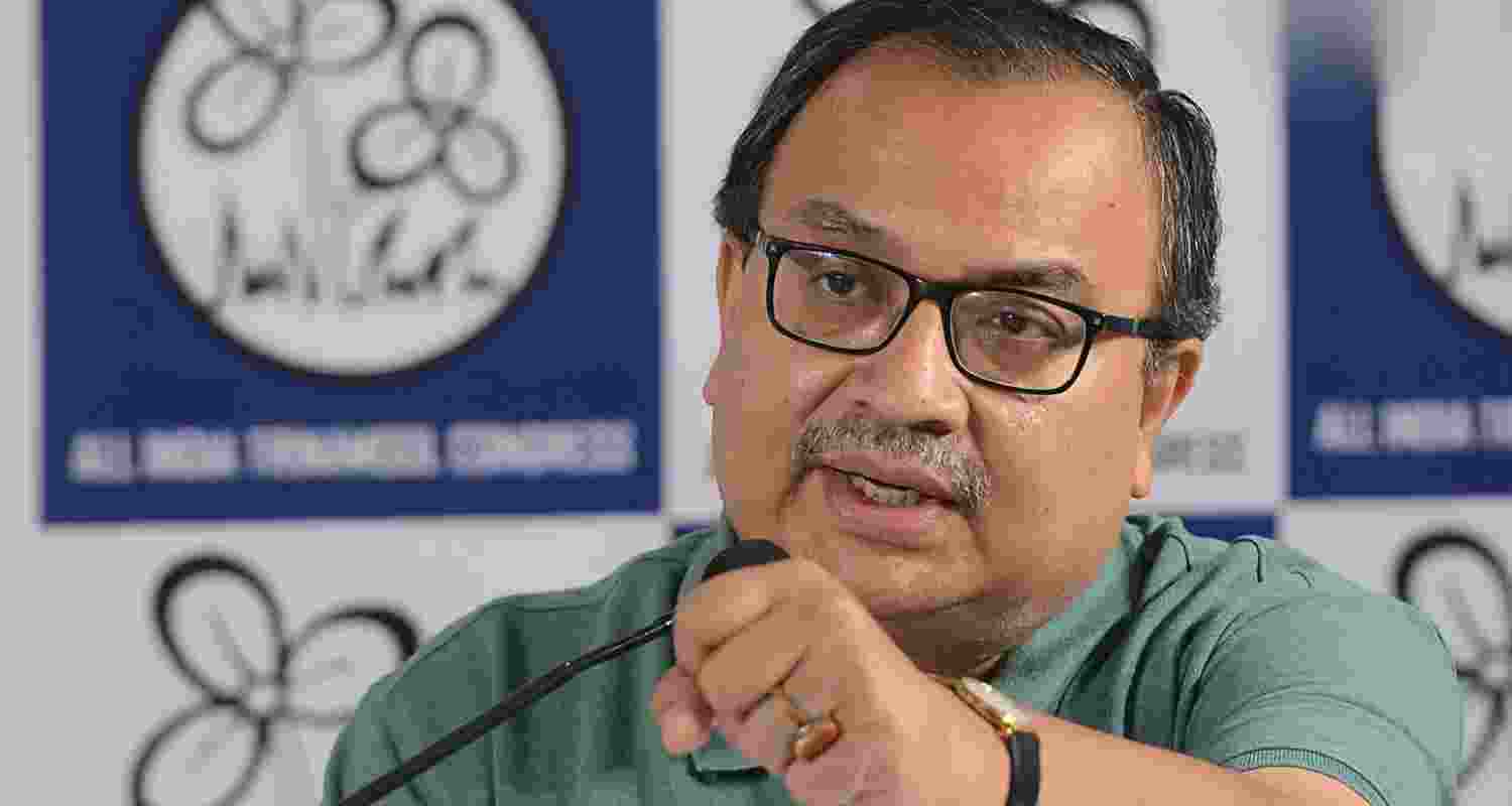 TMC MLA Kunal Ghosh was suspended from the Assembly for disrupting proceedings, while MP Kalyan Banerjee was suspended from Lok Sabha. TMC MLA Kunal Ghosh was suspended from the Assembly for disrupting proceedings, while MP Kalyan Banerjee was suspended from Lok Sabha.
