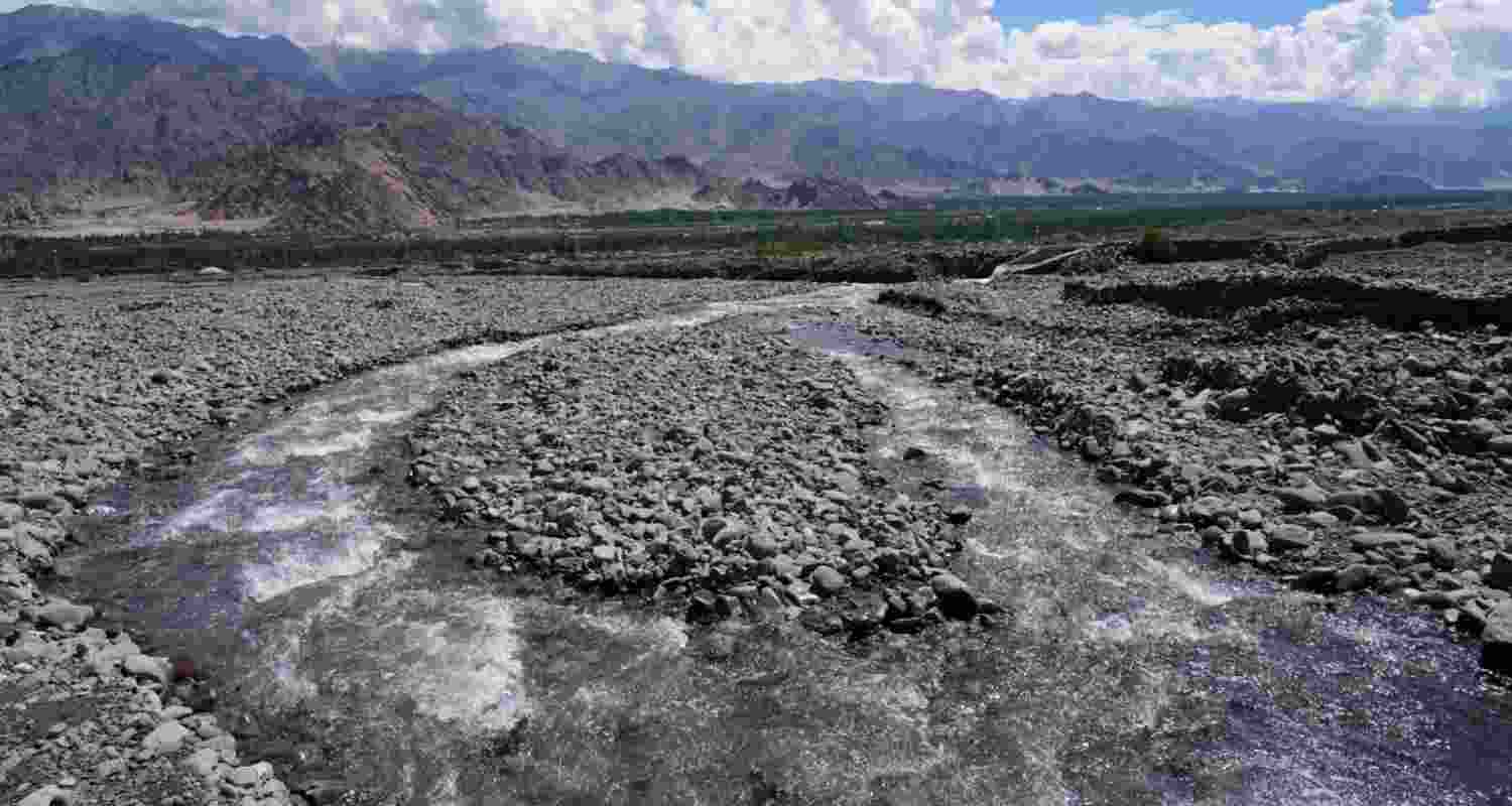 Ladakh channels 90 million litres of glacier water daily to irrigate 1,000 acres Ladakh channels 90 million litres of glacier water daily to irrigate 1,000 acres