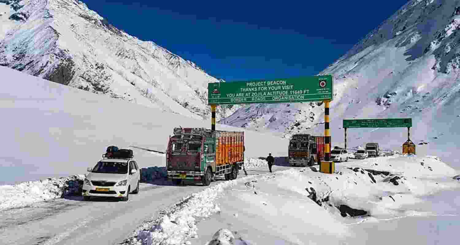 Srinagar-Leh NH reopens after record 33-day winter closure Srinagar-Leh NH reopens after record 33-day winter closure