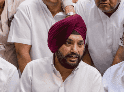 Reassures party workers that he has only given up his post as Delhi Congress chief. Reassures party workers that he has only given up his post as Delhi Congress chief.