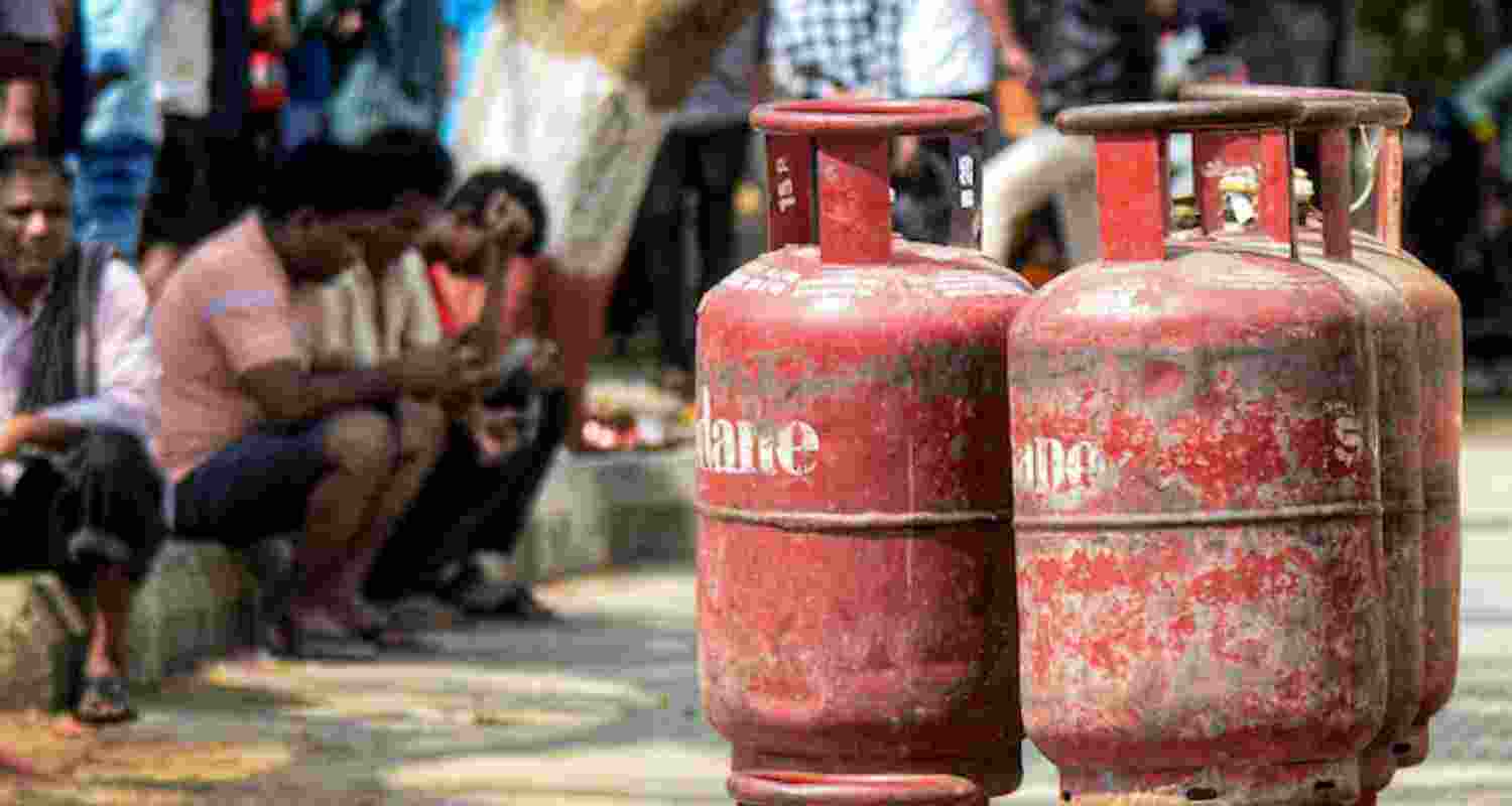 Commercial LPG prices were cut by Rs 183.50 per 19-kg cylinder from July 1, while domestic LPG rates remained unchanged at Rs 942. Commercial LPG prices were cut by Rs 183.50 per 19-kg cylinder from July 1, while domestic LPG rates remained unchanged at Rs 942.
