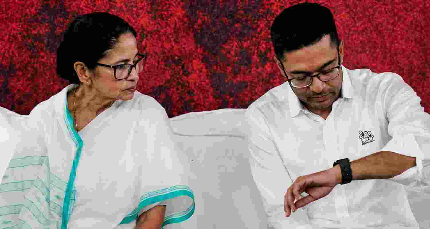 Fresh political row erupts in West Bengal over TMC's expenditure on aircraft and helicopter rentals over two financial years. Fresh political row erupts in West Bengal over TMC's expenditure on aircraft and helicopter rentals over two financial years.
