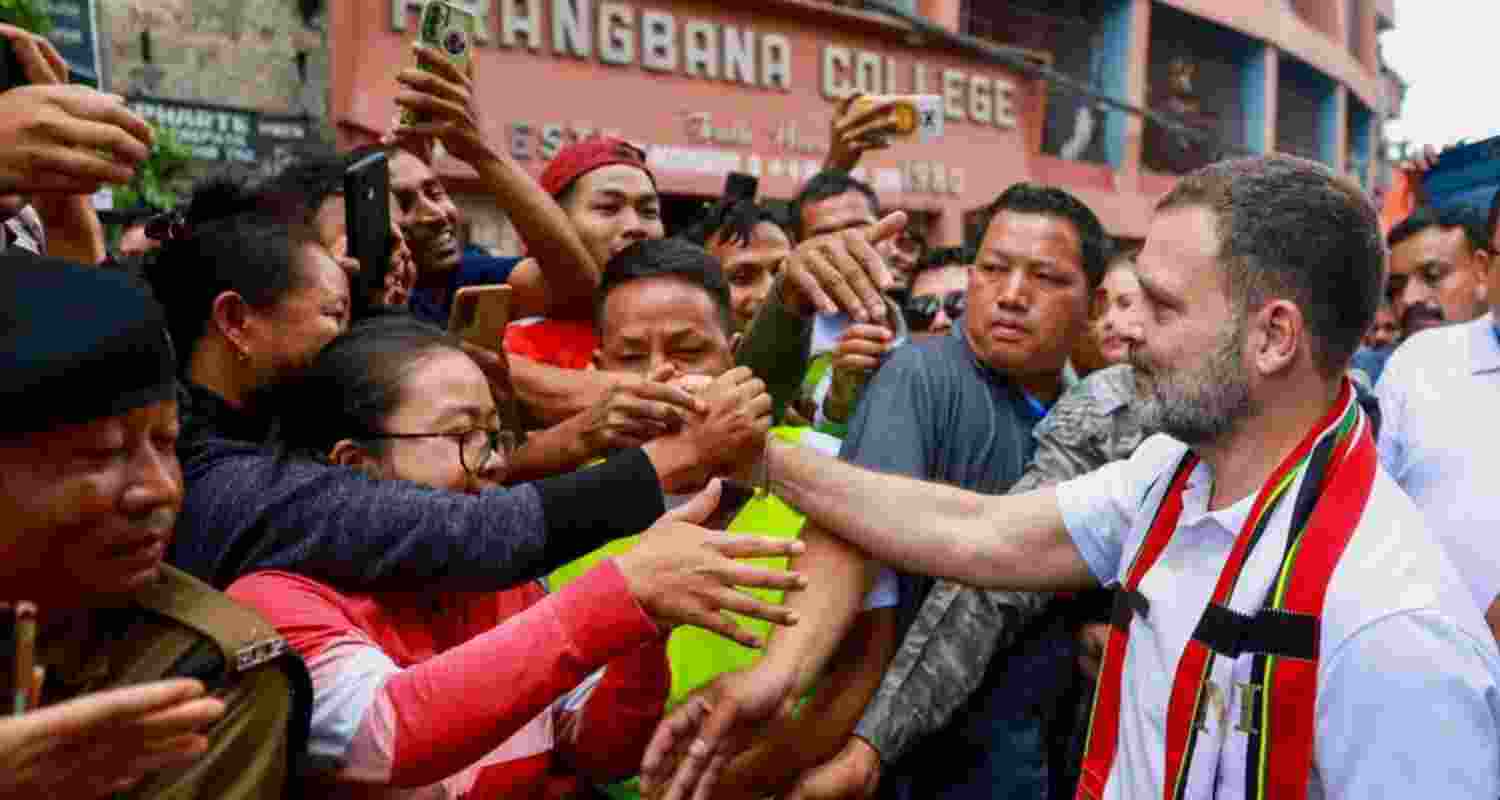 Congress leader Rahul Gandhi meeting supporters in Mizoram. Congress leader Rahul Gandhi meeting supporters in Mizoram.