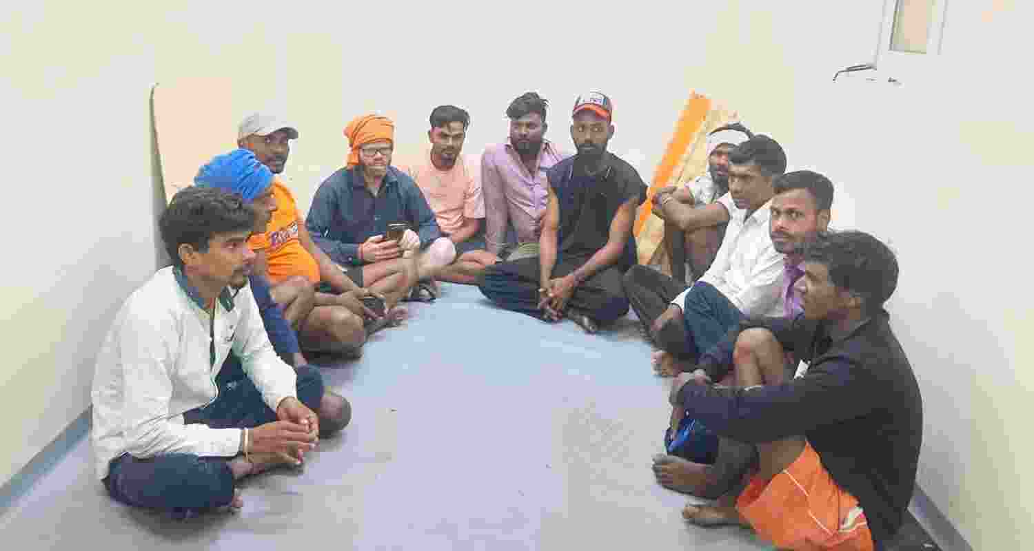 The workers alleged that the company they are employed with is forcing them to work beyond stipulated hours while failing to pay their wages. Due to non-payment of salaries for nearly three months, they are struggling to arrange food, accommodation and other daily necessities. The workers alleged that the company they are employed with is forcing them to work beyond stipulated hours while failing to pay their wages. Due to non-payment of salaries for nearly three months, they are struggling to arrange food, accommodation and other daily necessities.