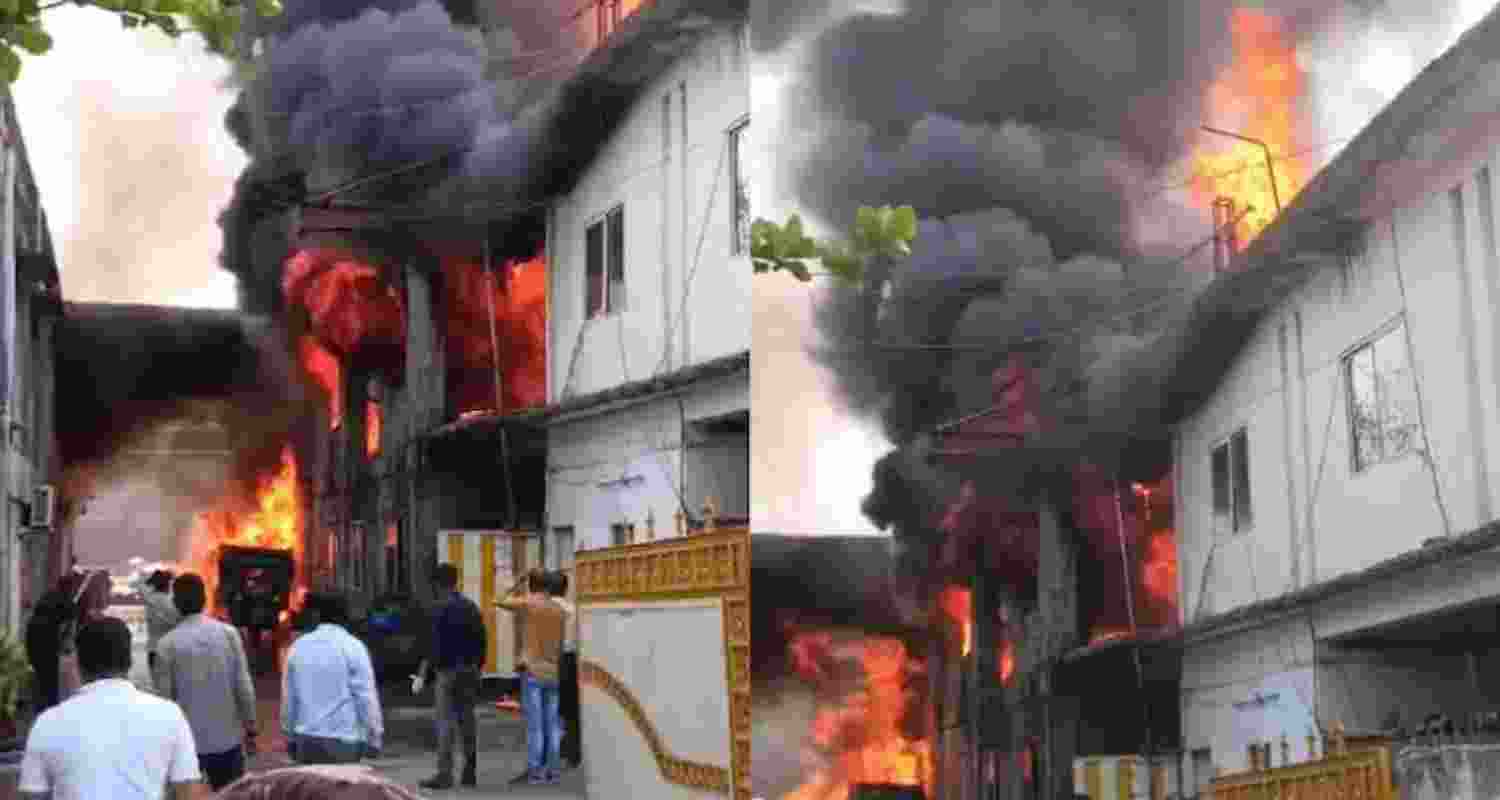 Massive fire breaks out at chemical factory in Bhopal Massive fire breaks out at chemical factory in Bhopal