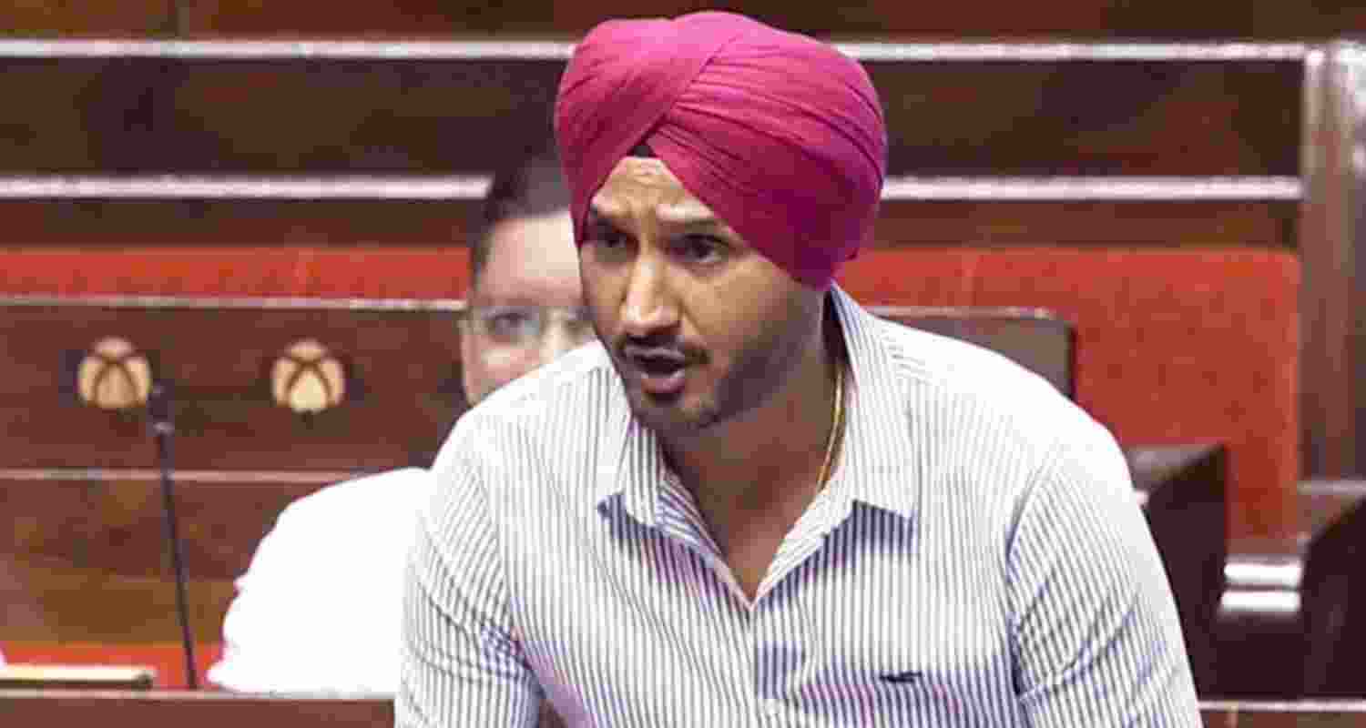 Cricketer-turned-politician Harbhajan Singh Cricketer-turned-politician Harbhajan Singh