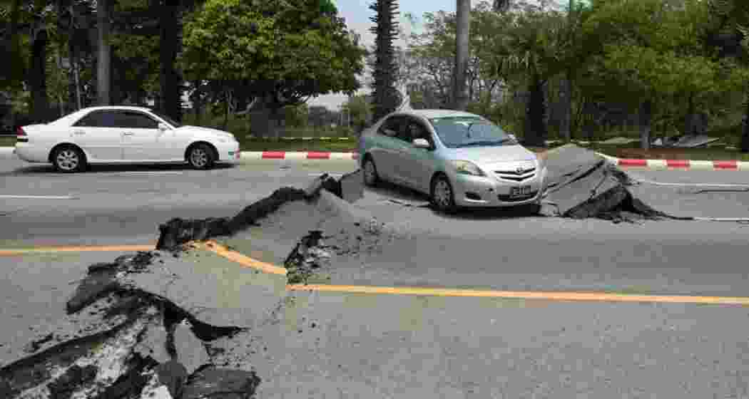 Widespread destruction captured in Myanmar and Thailand after the devastating 7.7-magnitude earthquake on March 28, as rescue efforts continue amidst the rubble. Widespread destruction captured in Myanmar and Thailand after the devastating 7.7-magnitude earthquake on March 28, as rescue efforts continue amidst the rubble.